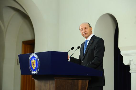 Traian Basescu: Riscul unui razboi civil in Ucraina este major. Romania nu risca sa fie angrenata in razboi!