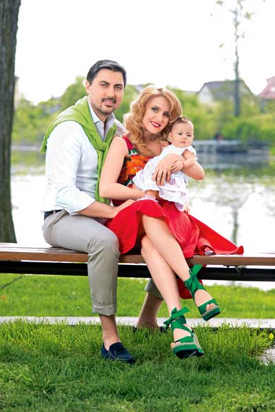 Primele fotografii cu fetița soților AlinaSorescu – Alexandru Ciucu!