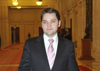 DAN SOVA-FANE (1) - Ziarul National