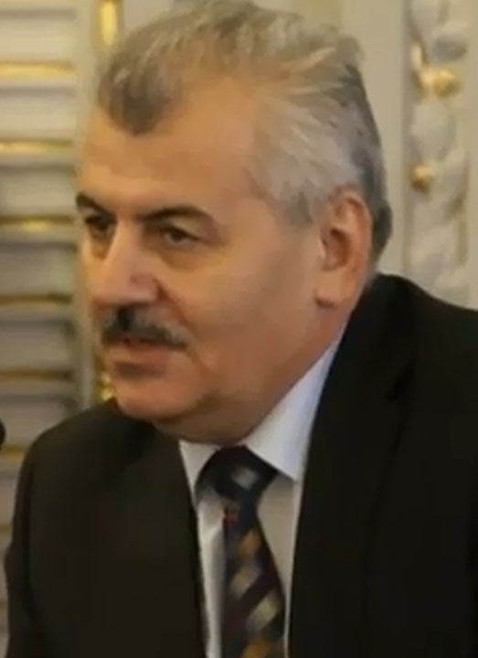 Directorii Postei Romane, somati sa renunte la salariile compensatorii