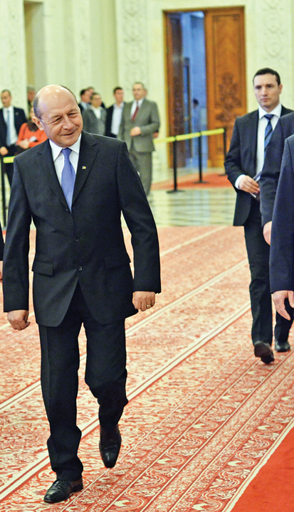 Traian Basescu - Discurs Parlament - Narcis Pop (15) - Ziarul National