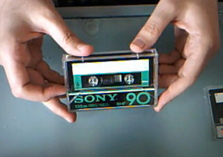 Sony relanseaza casetele audio