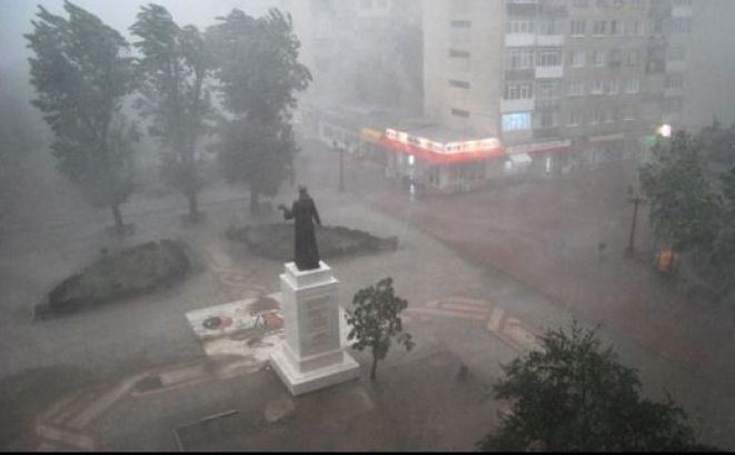 ULTIMA ORA: COD PORTOCALIU de ploi torentiale si vant puternic in BUCURESTI!