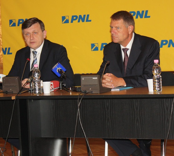 Prima reactie a lui IOHANNIS la anuntul lui ANTONESCU: A dovedit ca pune interesul partidului si al Romaniei inaintea carierei politice