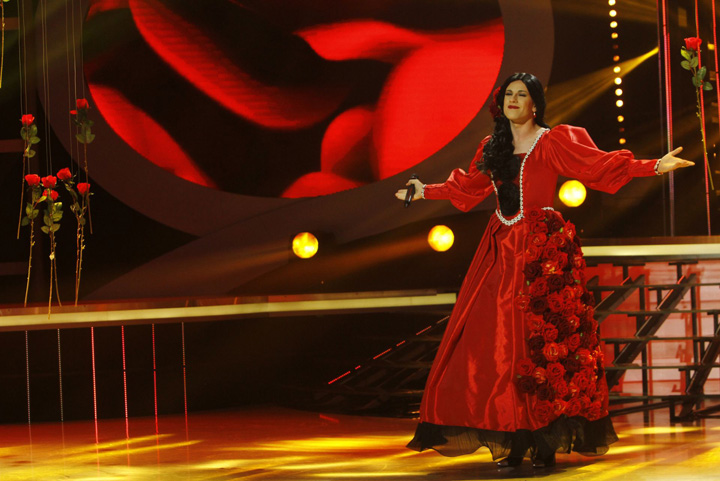 Florin Ristei se transforma in Angela Gheorghiu