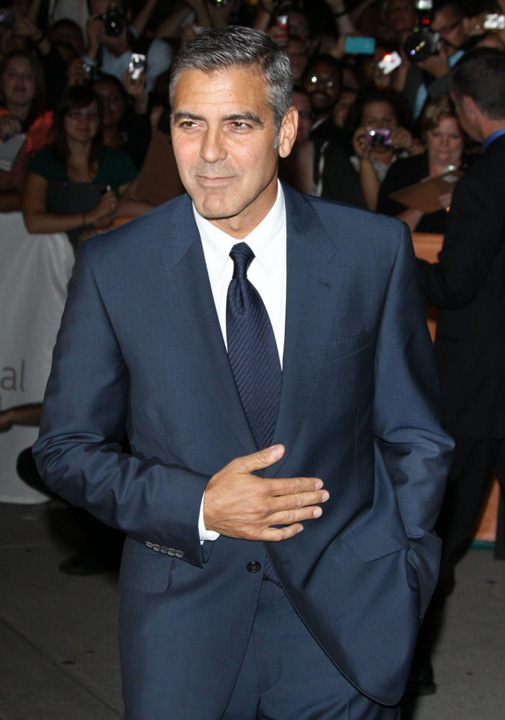 Ce replici de agatat are George Clooney
