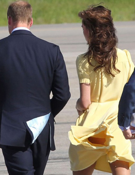 Fundul lui Kate Middleton, scos la licitatie