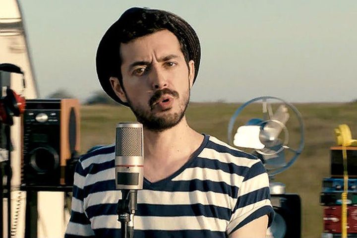 Marius Moga face cariera pe barba lui!