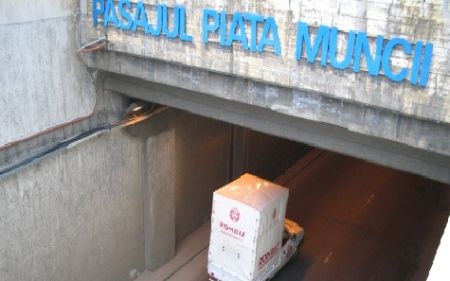 Gest extrem: Un tanar s-a aruncat de pe Pasajul Muncii, dintr-un motiv greu de imaginat
