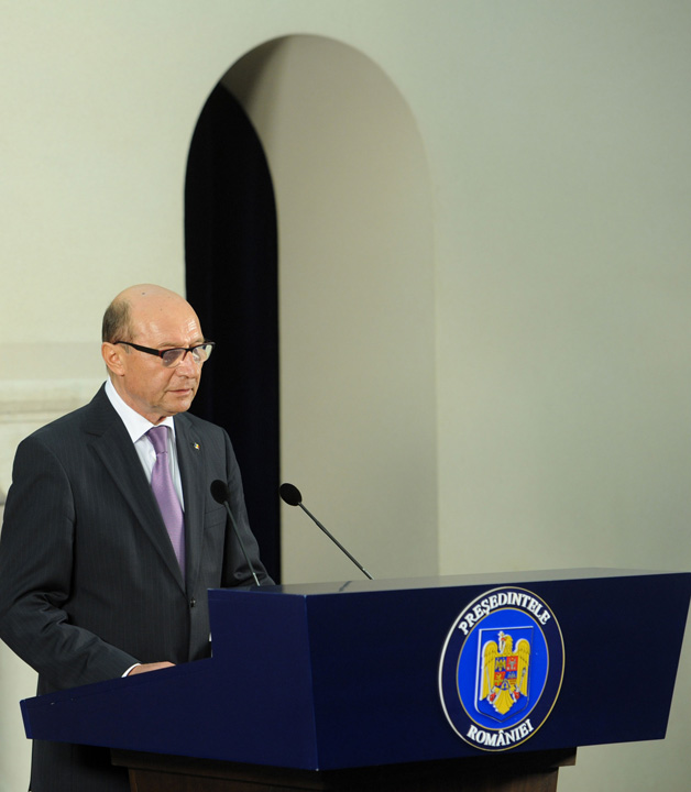 Basescu, in corzi! Acum, nimic nu-l mai scapa!