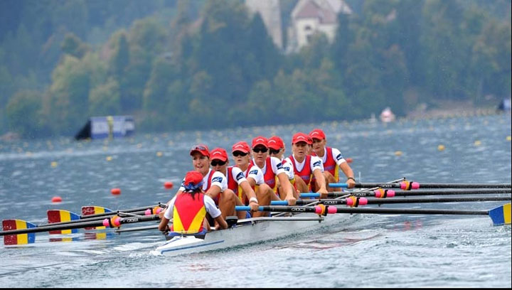 Aur pentru echipajul feminin de 8+1