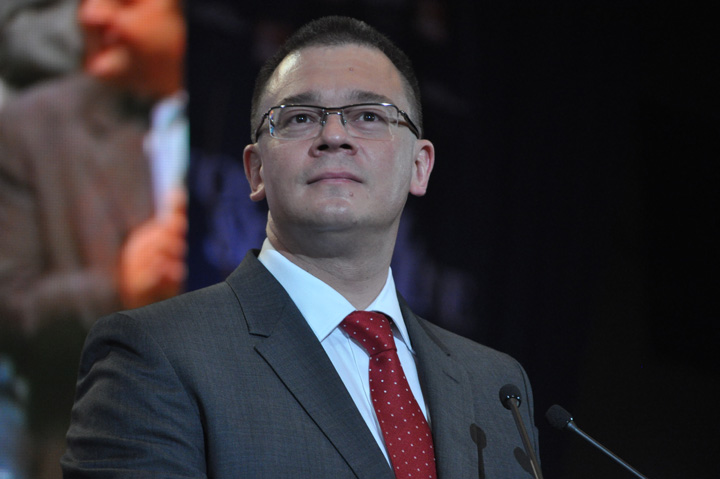 Ungureanu si-a desemnat premierul: Diaconescu sau Iohannis