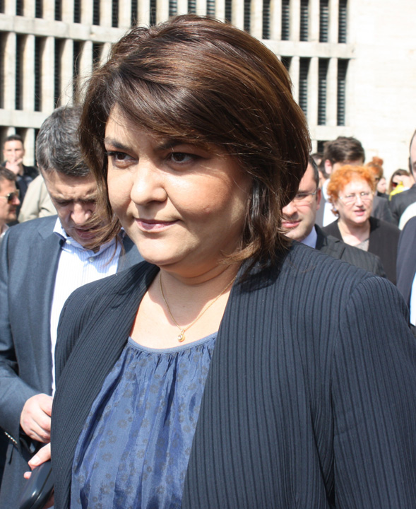 adina valean - rica petrescu - Ziarul National