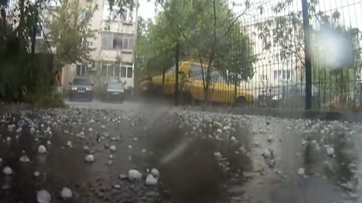 Atentionare Cod galben de ploi pentru Bucuresti!