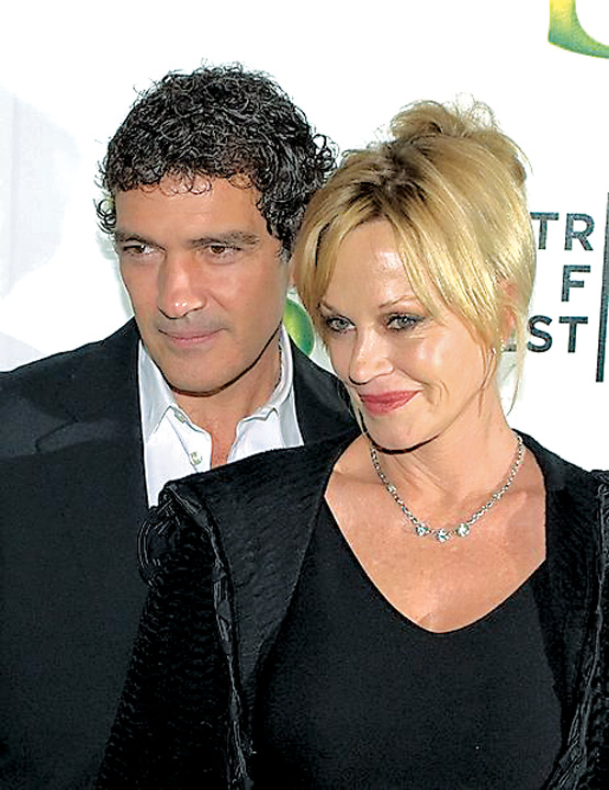 Antonio Banderas si-a inselat nevasta cu 12 femei in 20 de ani