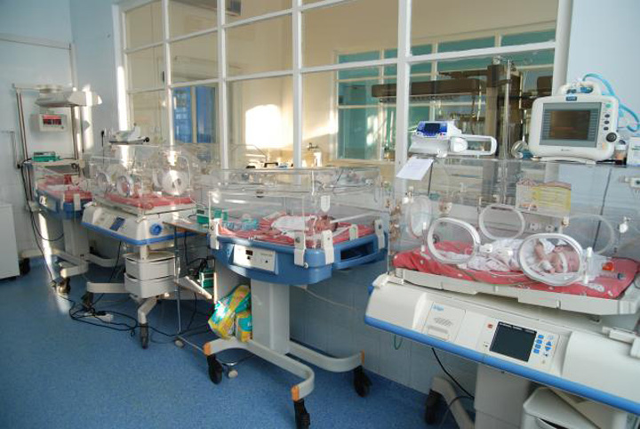 Functionari si medici de renume, cercetati de DNA pentru contracte preferentiale