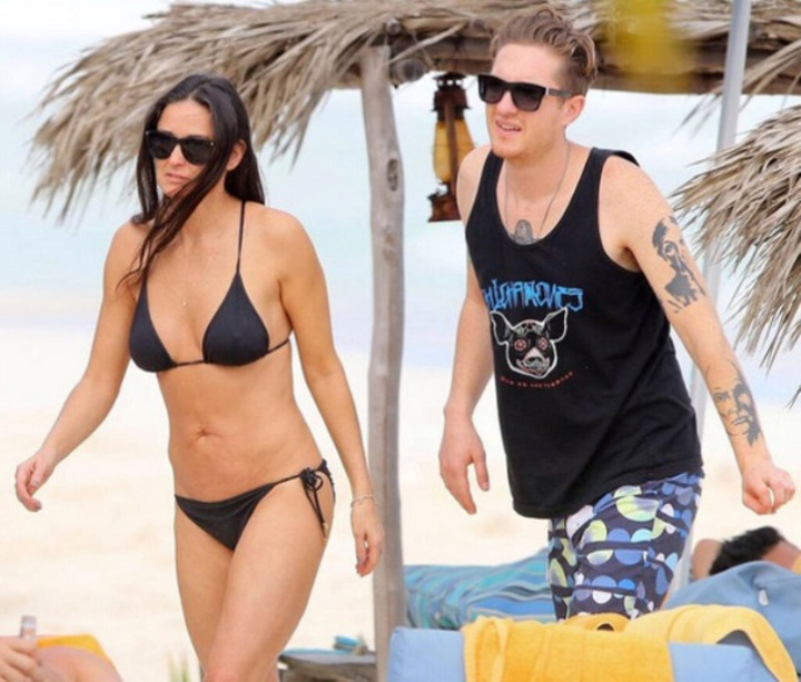 Demi Moore, grabita sa se marite cu un “pusti” de 27 de ani