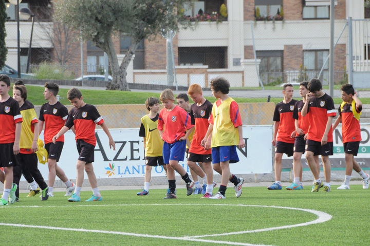 Atletico Madrid si-a deschis scoala de fotbal la Bucuresti