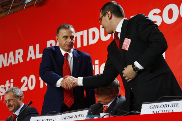 PSD se intruneste la o fosta baza militara din Orastie pentru a stabili candidatul la prezidentiale