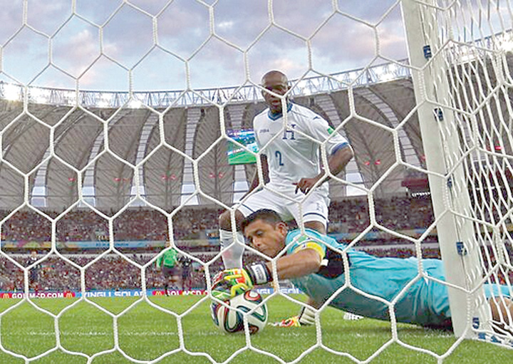 Portarul Hondurasului critica sistemul goal-line