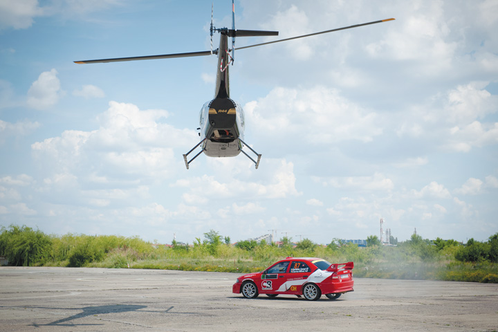 Mihai Leu s-a luat la intrecere cu un elicopter!