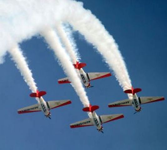Cel mai mare show aviatic din Romania incepe sambata pe aeroportul bucuresean Baneas