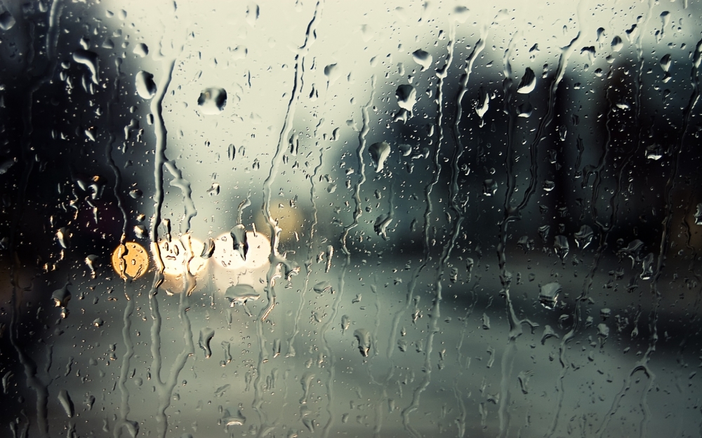 Prognoza meteo pentru urmatoarele zile: Inceput de saptamana capricios, cu ploi si grindina