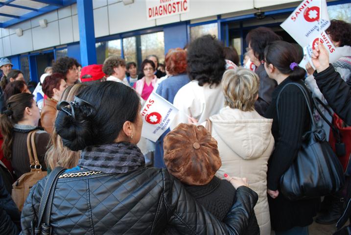 Sindicalistii Sanitas din sanatate si asistenta sociala incep protestele, din 23 iunie!