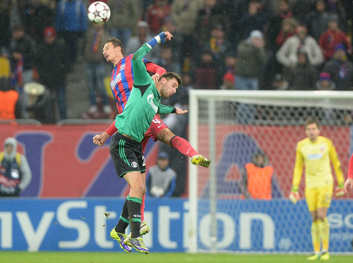 FOTBAL - STEAUA BUCURESTI - SCHALKE 04 - LIGA CAMPIONILOR - Ziarul National