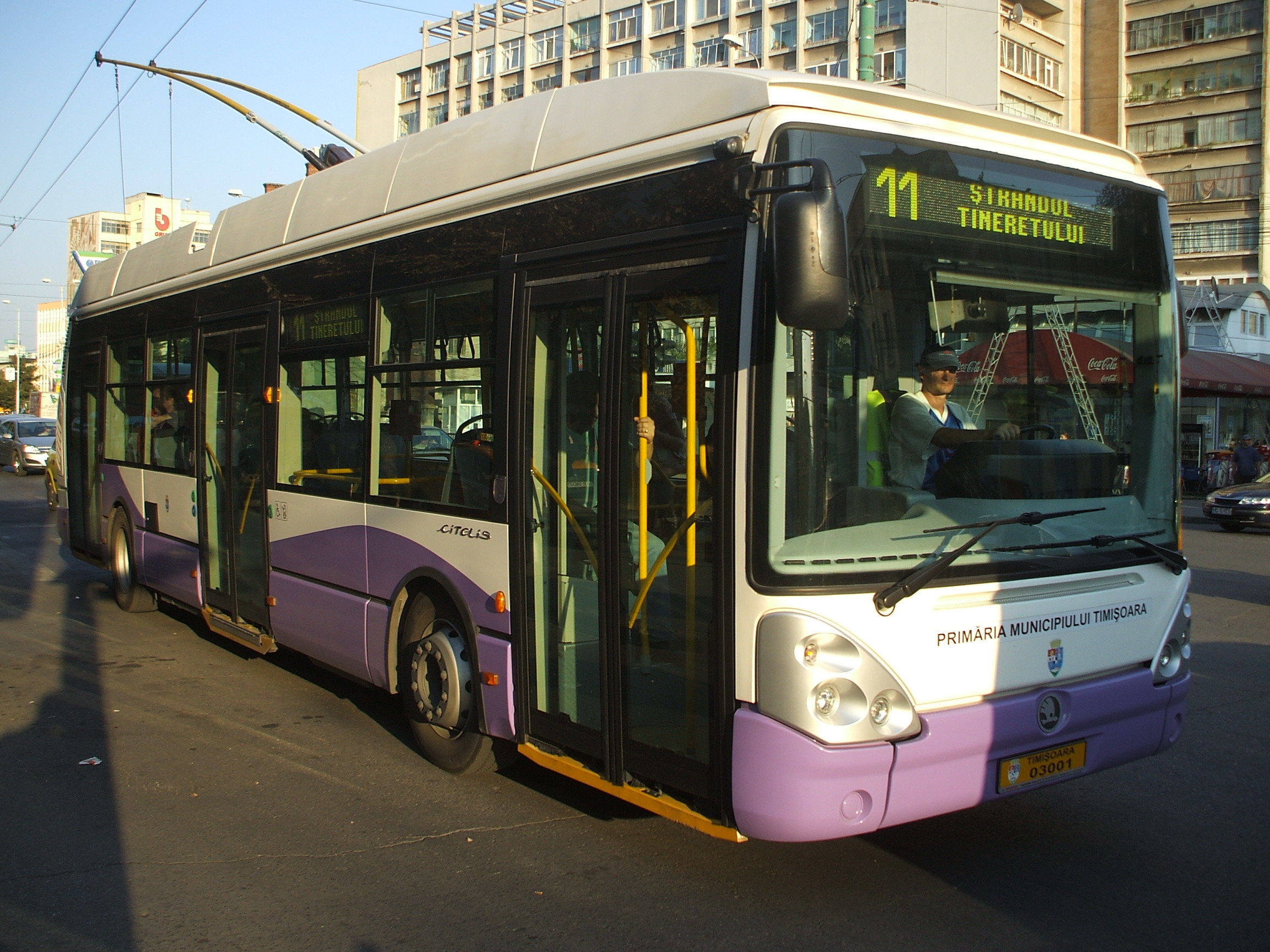 Ce a patit un barbat care a fumat intr-un troleibuz din Timisoara!