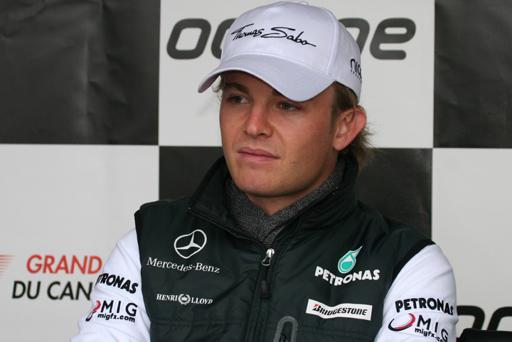 Nico Rosberg se impune in Germania