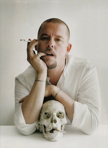 alexander mcqueen - Ziarul National