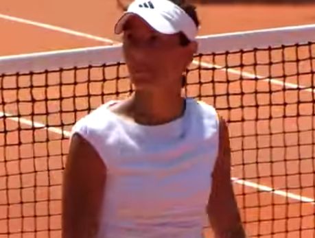 Alexandra Cadantu, prima romanca eliminata de la Bucharest Open 2014!