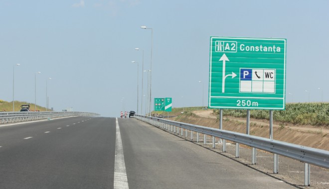 Ce a patit un bucurestean prins gonind cu peste 210 km/h pe Autostrada Soarelui!