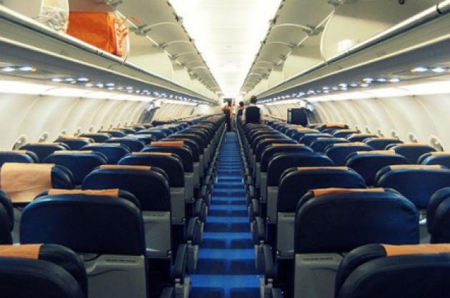 Avion cu destinatia Paris, aterizare de urgenta la Montreal. Totul, din cauza unei amenintari