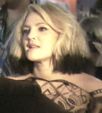 Sora actritei Drew Barrymore, Jessica, gasita moarta in propria masina!