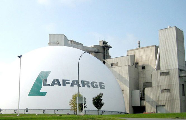 Lafarge isi vinde toate activele din Romania