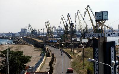 Perchezitii de amploare in portul Constanta
