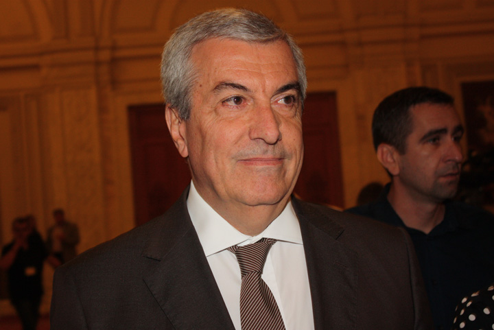 Cum vede Tariceanu intentia lui Oprea de a demisiona din Senat