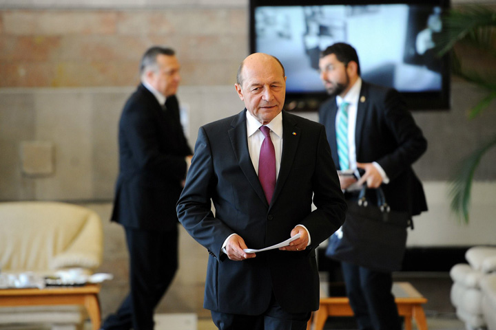 traian basescu - Ziarul National