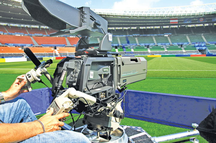 UPC da inapoi: nu mai baga pe gatul abonatilor Liga 1!