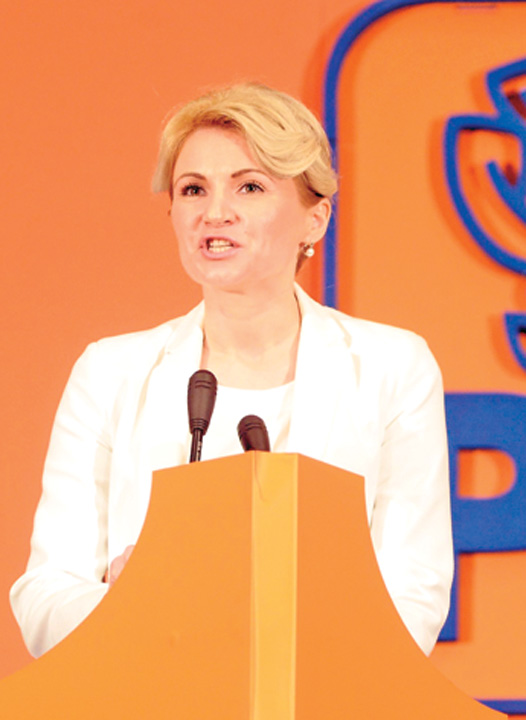 Andreea Paul Vass - Consiliul National PDL - Narcis Pop (16) - Ziarul National