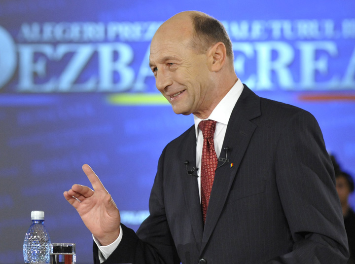 Basescu sustine ca, daca va fi suspendat, va cere o prelungire a mandatului: Nu as vrea sa fiu in pielea lui Ponta