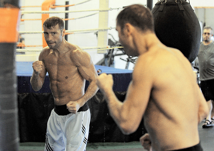 Lucian Bute, posibil meci cu Donovan George