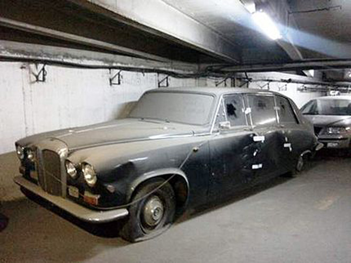 Vintage Luxury Car Prepared For Prince Philip Rusts In Romanian - Ziarul National