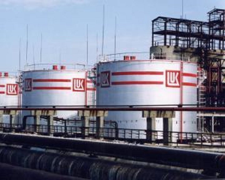 Lukoil ar putea sa vanda o parte din activele sale din Europa de Est