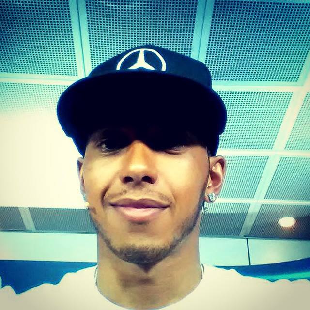 Hamilton a castigat Marele Premiu al Italiei