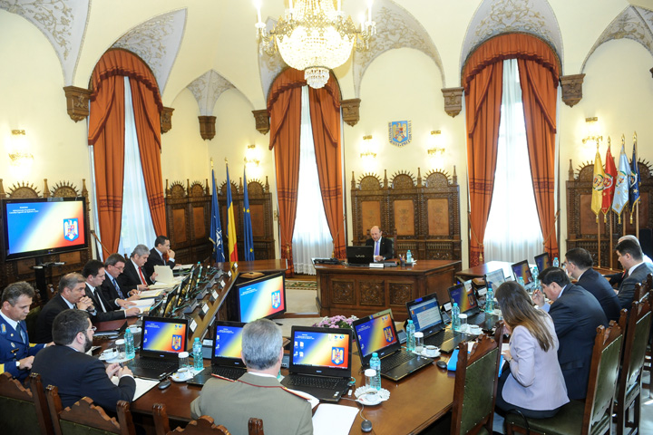 CSAT nu renunta la ”legea Big Brother”