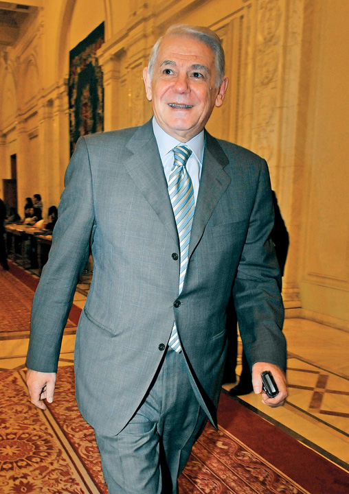 Fostul ministru Teodor Melescanu, la sediul DNA din Capitala