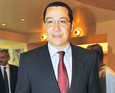 Victor Ponta a lamurit situatia manualelor pentru elevi